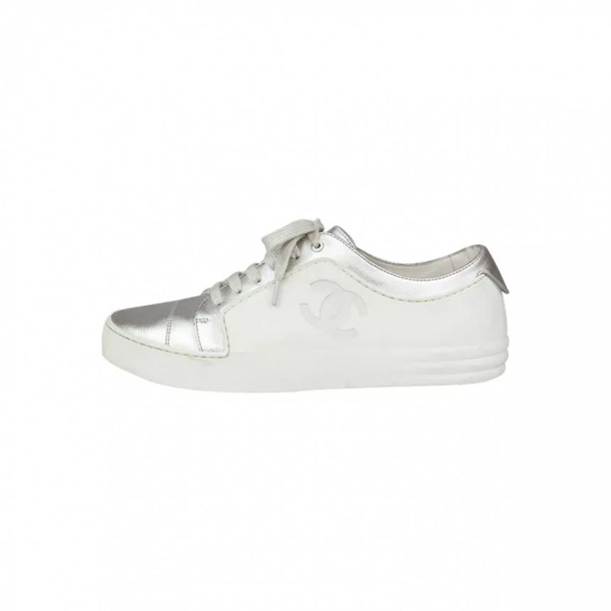 Tênis Chanel F18 Branco e Prata AGRZ601 Original Etiqueta Única