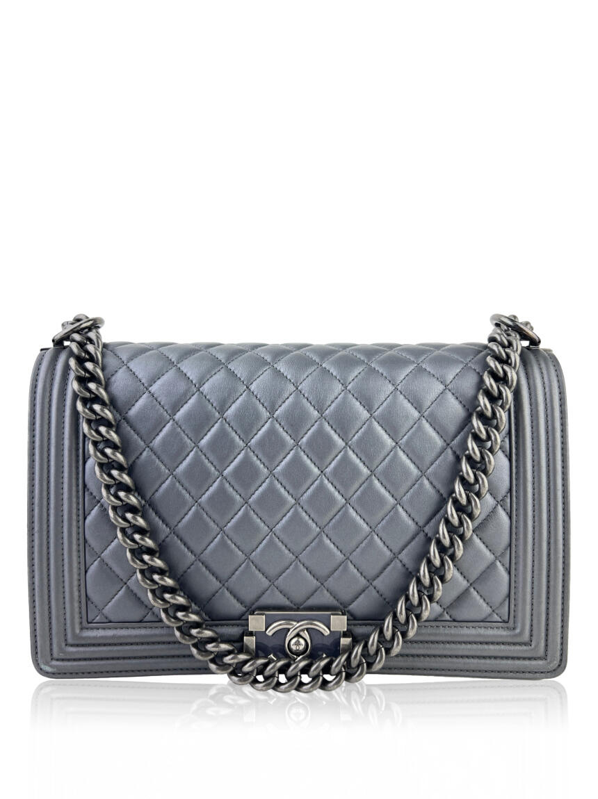 chanel boy silver medium