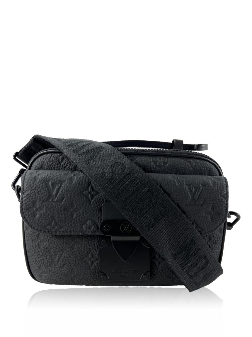 louis vuitton louis vuitton messenger s lock taurillon monograma preta