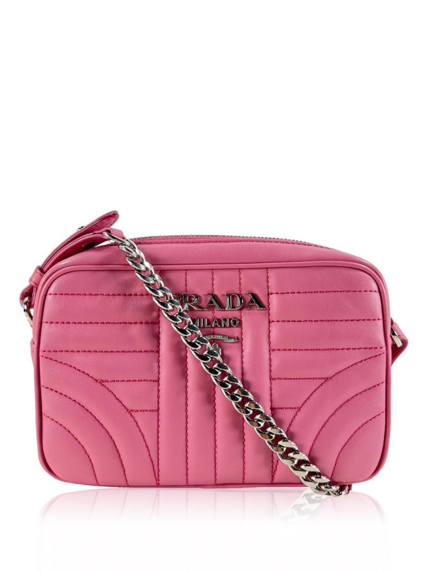 prada prada camera diagramme rosa pink