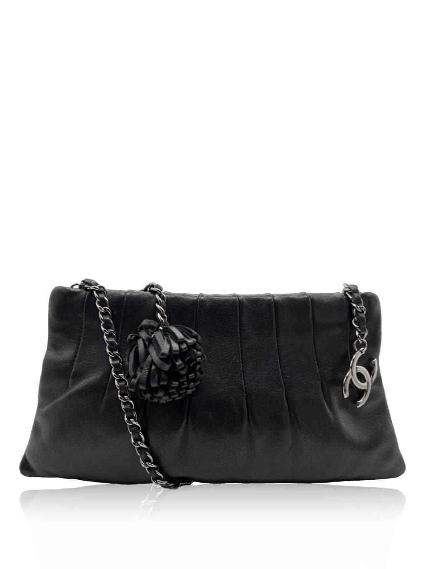 chanel chanel cc charm preto black