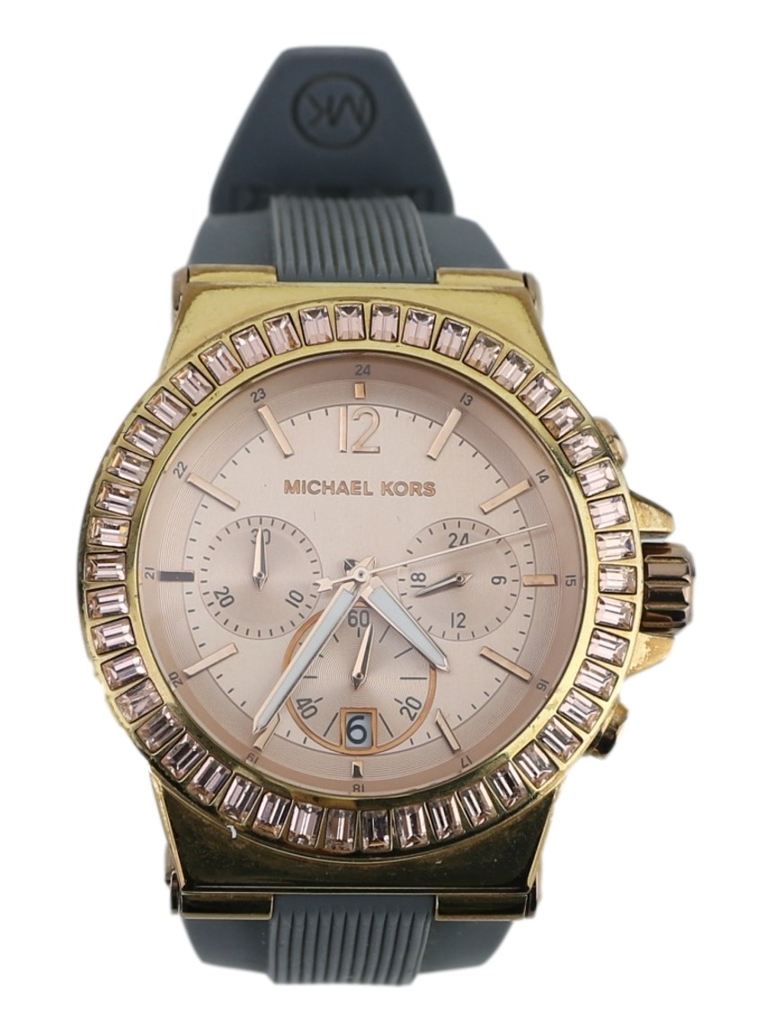 マイケル Relógio Michael Kors MK - 5467 Cinza - PFT7 Original | Etiqueta Única
