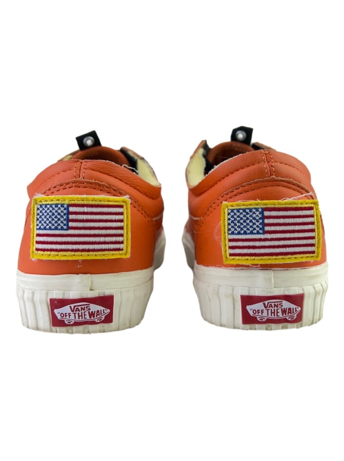 Vans nasa hot sale laranja