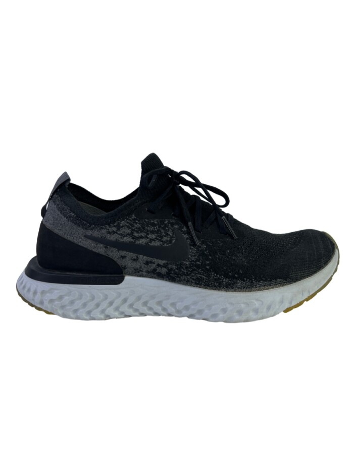 nike epic react flyknit preto