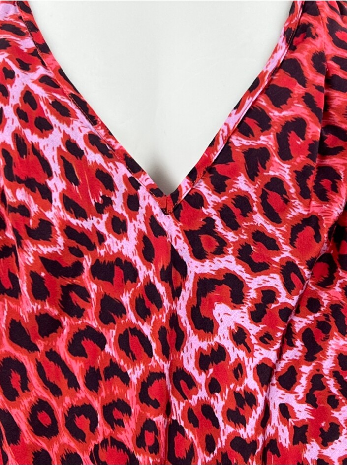 Blusa animal print discount rosa