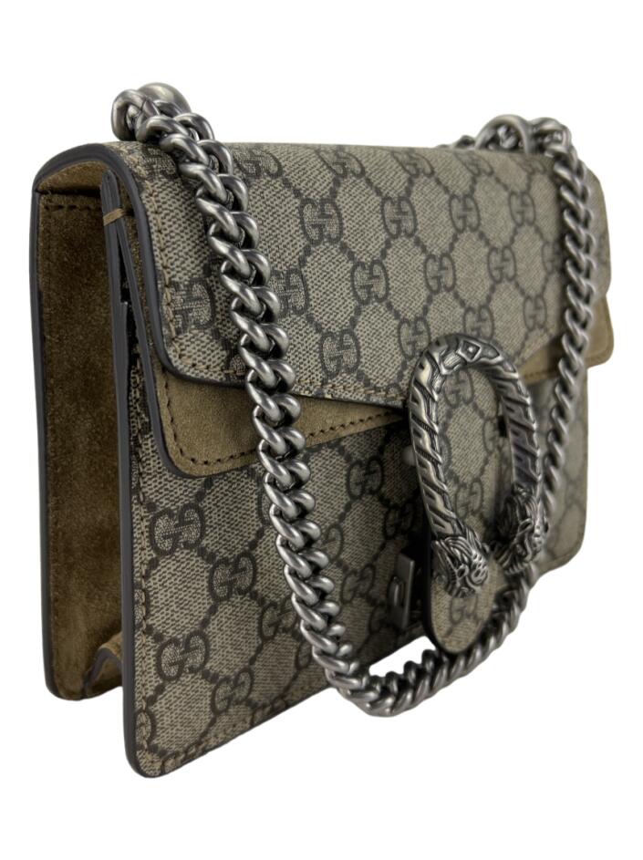 GUCCI　ドミノ　グッチ Bolsa com Alça Gucci Dionysus Mini GG Supreme Monogram Marrom