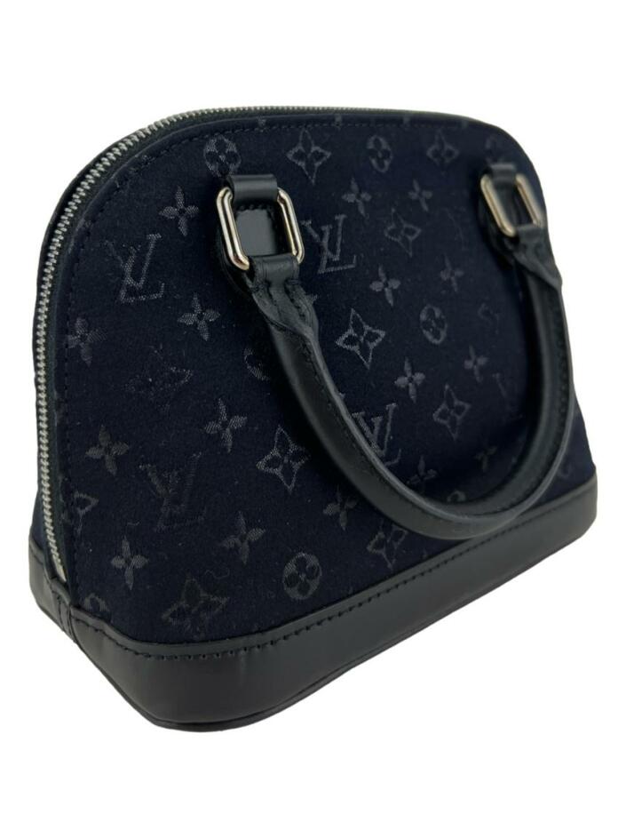 Bolsa com Alça Louis Vuitton Nano Alma Monograma Preta - BCH5527