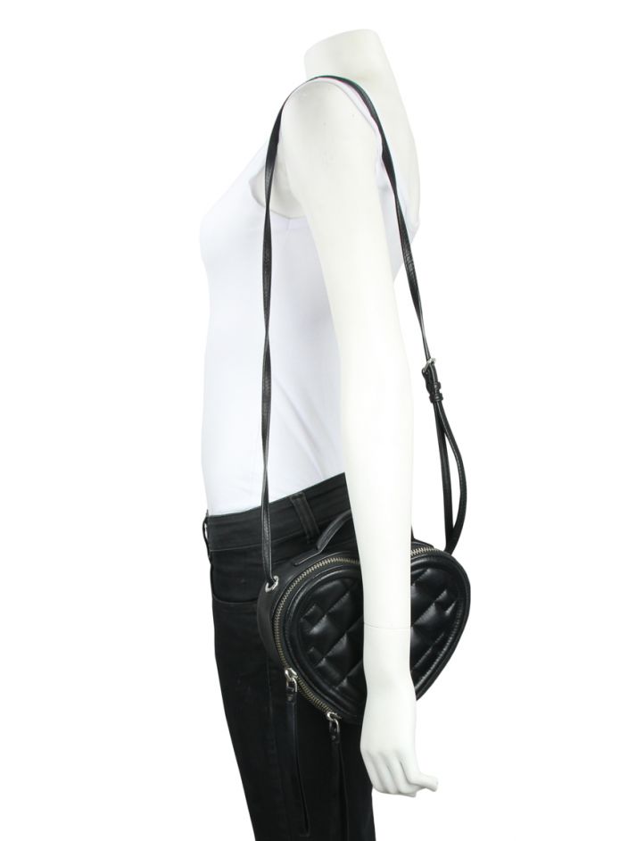 Marc jacobs 2024 heart crossbody