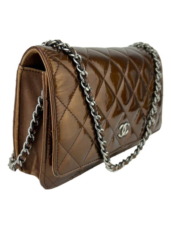 CHANELラウンド CHANEL（シャネル） マトラッセ クラシックジップミニウォレット
