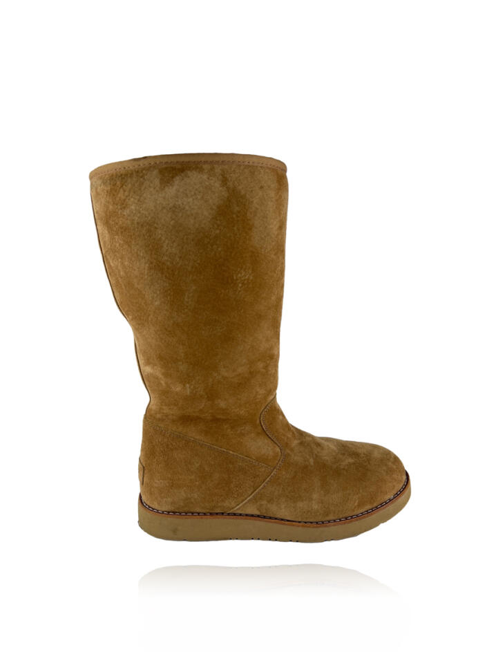 Bota sales ugg bege