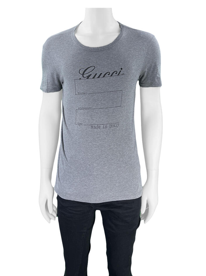 Camiseta Gucci Logo Cinza - CDYD9 Original | Etiqueta Única
