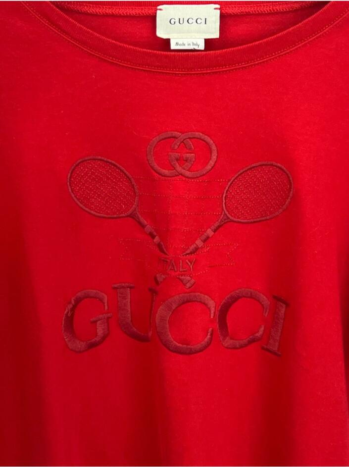 Camiseta Gucci Tennis Vermelha - QHJ139 Original | Etiqueta Única