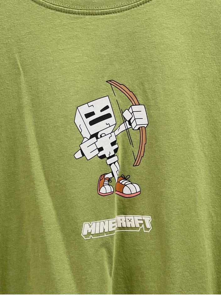 camiseta-zara-x-minecraft-logo