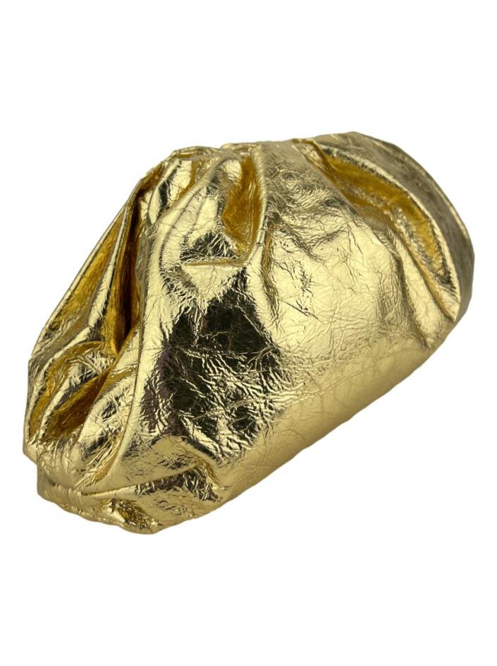 Clutch Bottega Veneta The Pouch Oro - AAKT45 Original | Etiqueta Única