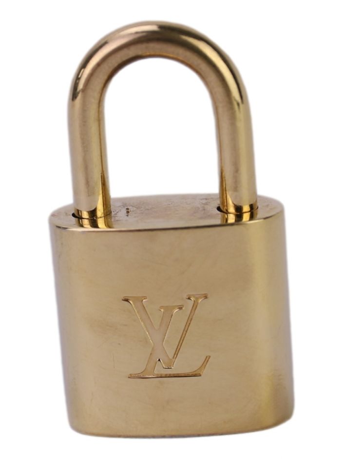 Colar cadeado c/ Louis Vuitton, banhado/folhado a Ouro24k - Acessórios -  Bacacheri, Curitiba 1171487942