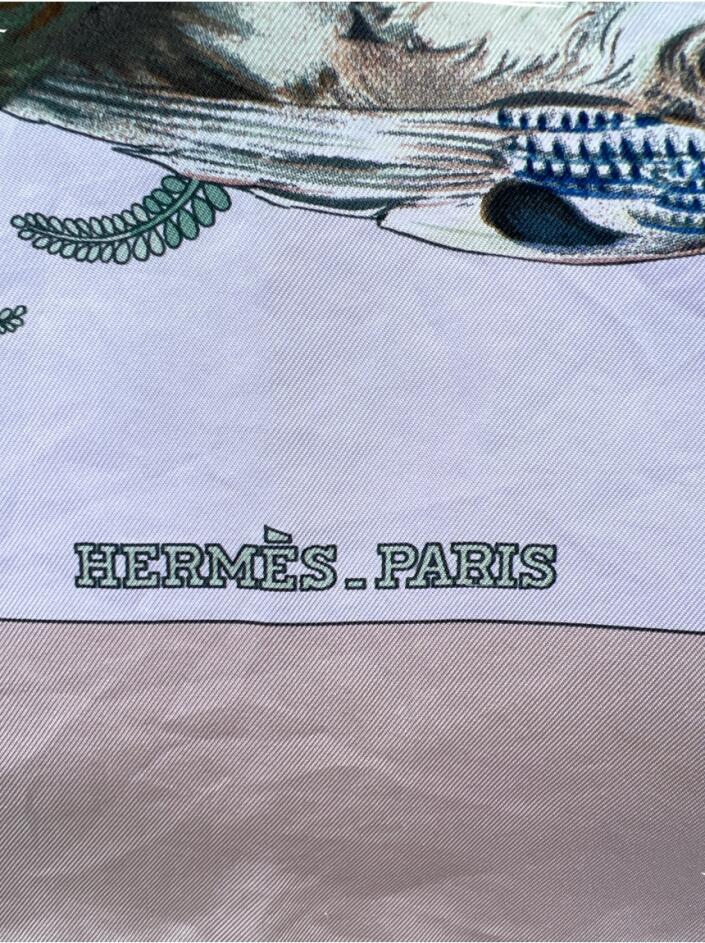 Lenço Hermès Seda Gibiers - CEMQ2 Original | Etiqueta Única