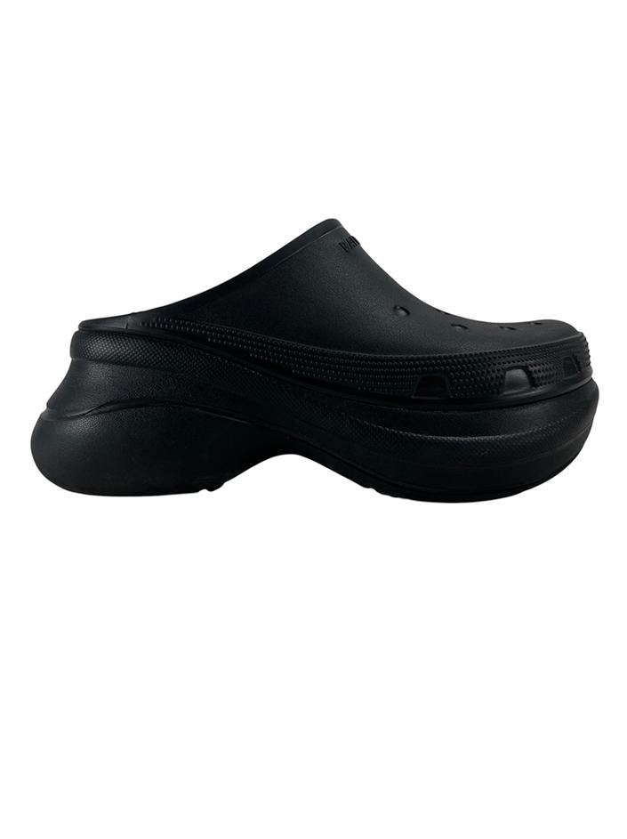 mule-balenciaga-x-crocs-rubber