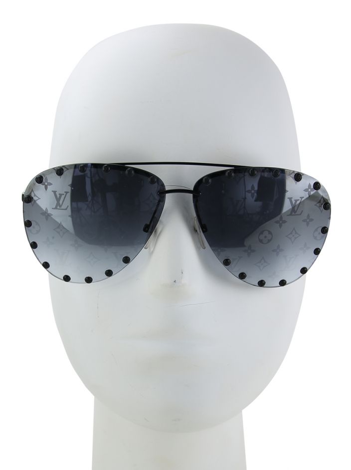 LOUIS VUITTON Monogram The Party Aviator Sunglasses Z0971U Black