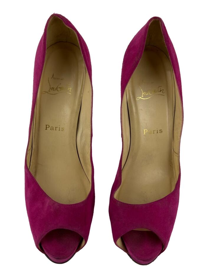 Sapato de Salto Christian Louboutin New Very Prive Peep Toe Suede
