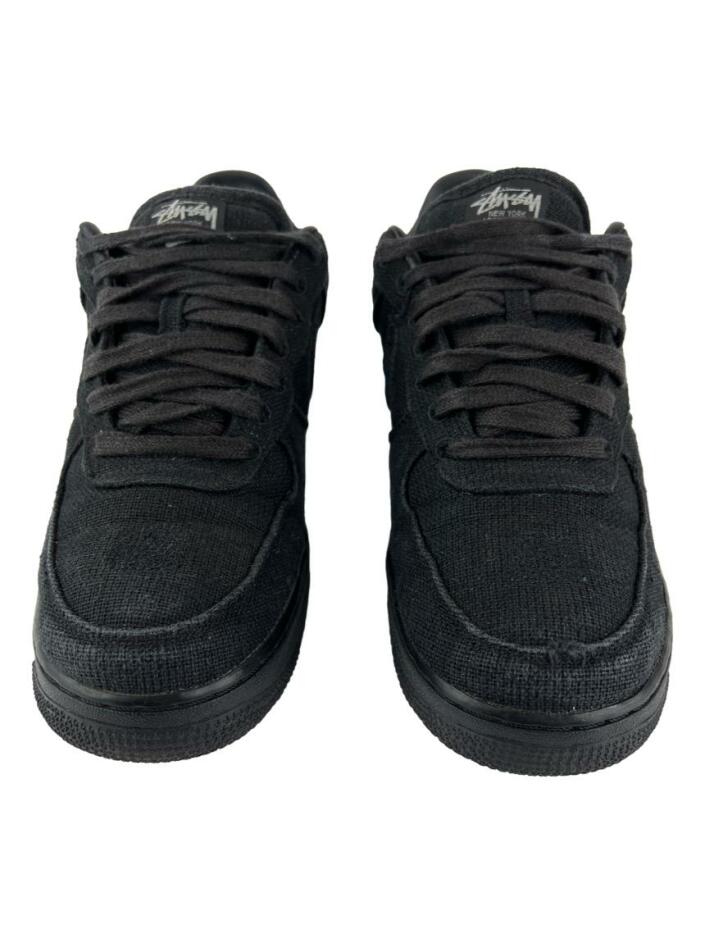 Sneaker Nike Air Force 1 Triple Black x Stussy - AKW62 Original