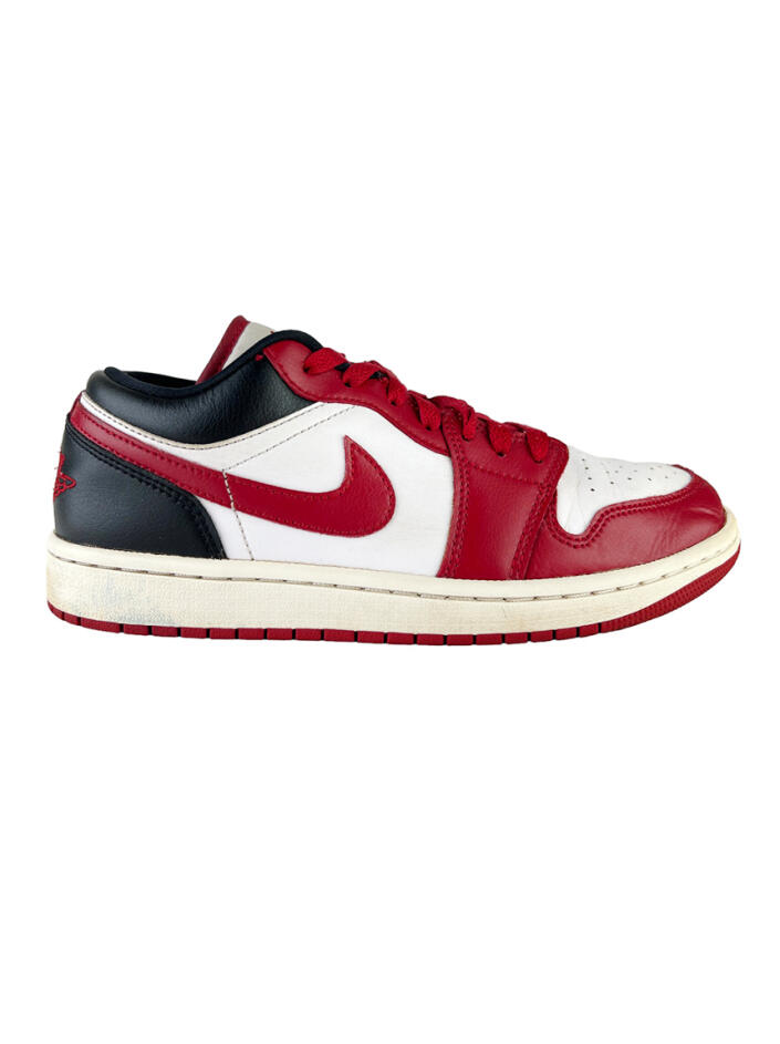 sneaker-nike-air-jordan-1-low-