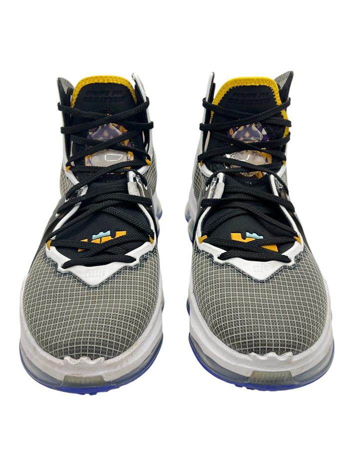 Sneaker Nike LeBron 19 'Graduate' - CEVZ262 Original | Etiqueta Única