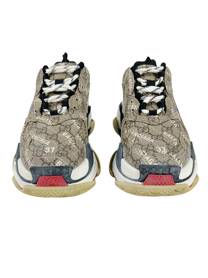 GUCCI × BALECIAGA Tênis Balenciaga X GUCCI Triple S GG Supreme Monogram Allover Logo