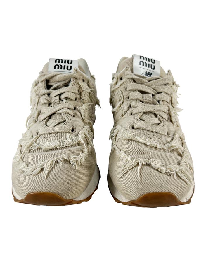 Tênis New Balance x Miu Miu 574 Bege - CXGK16 Original | Etiqueta