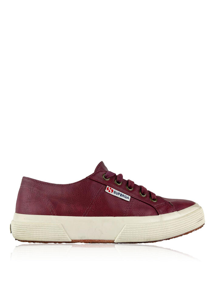 Tenis sales superga couro