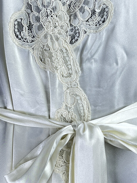 Robe Halston Heritage Rendado Off White