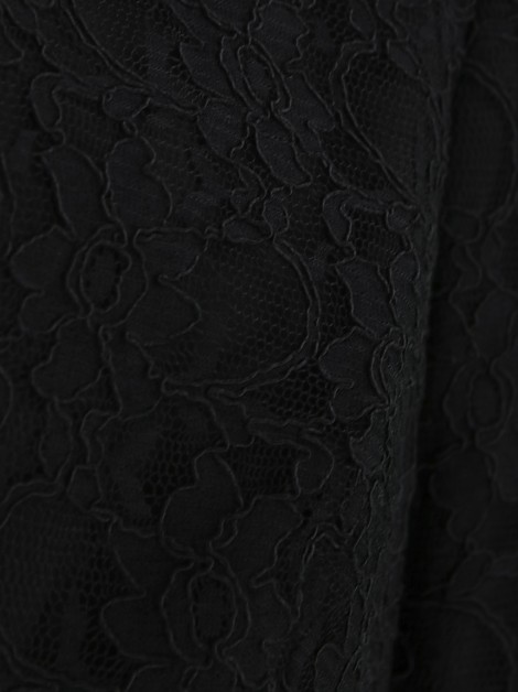 Casaco Carmim Renda Preto