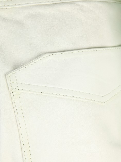 Short Clé Couro Off White