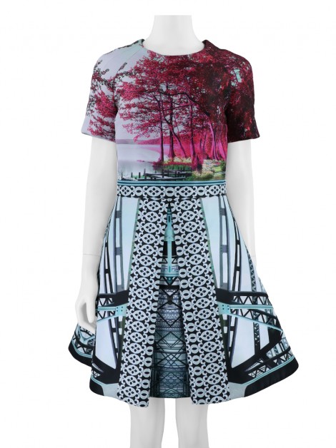 Vestido Mary Katrantzou Harbor Bridges Evasê