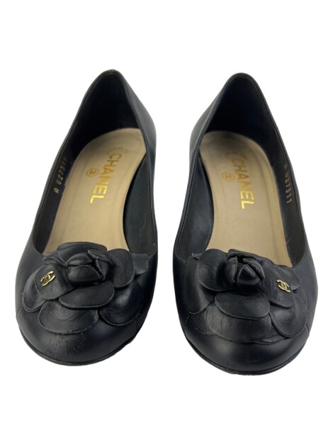 Sapato de Salto  Chanel Camellia Couro Preto