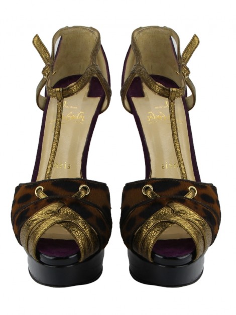 Sapato Christian Louboutin Glennalta Leopardo