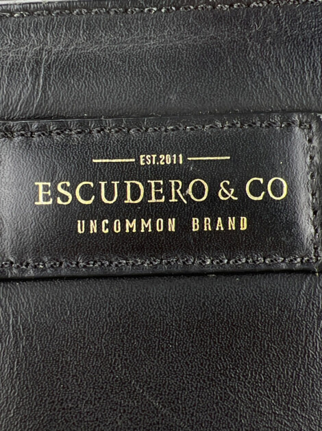 Bolsa Escudero & Co Uncommom Brand Couro preto
