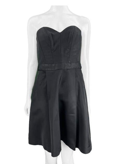Vestido Trinitá Acinturado Preto