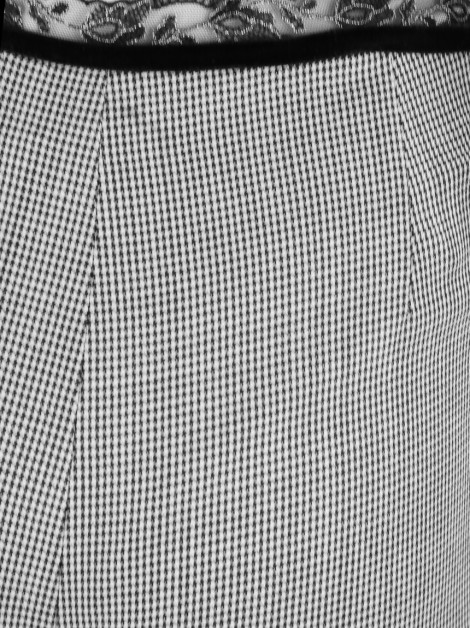 Shorts La Perla Renda Aplicada