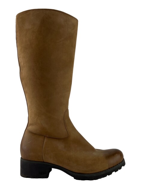 Bota UGG Broome Caramelo