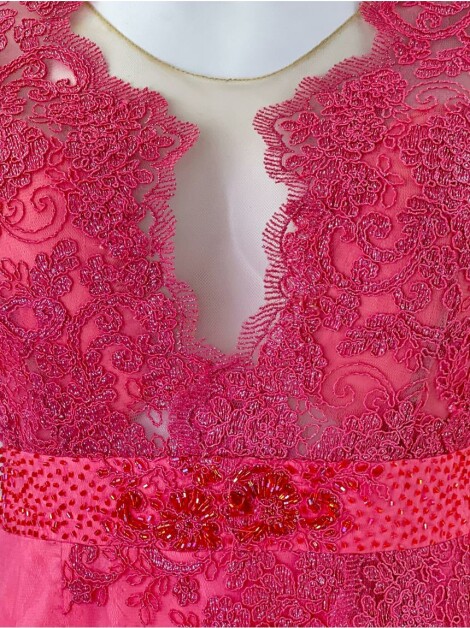 Vestido Arthur Caliman Renda Rosa