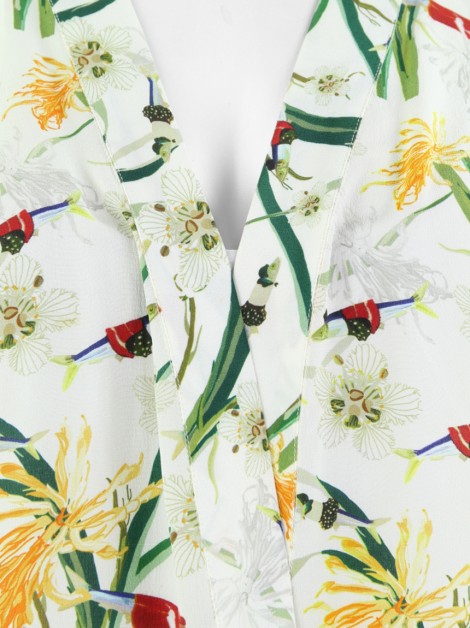 Blusa Sardina Toque de Seda Estampa Flores e Peixes