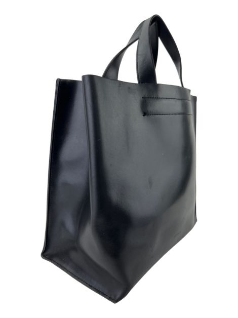 Bolsa com Alça Furla Tote Couro Preta