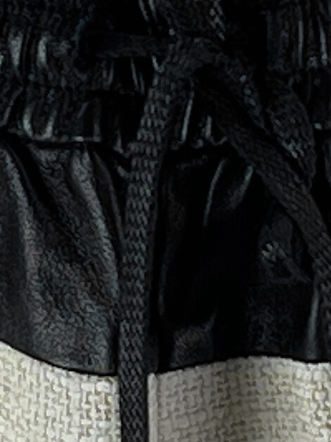 Short A.L.C. Couro Recortes