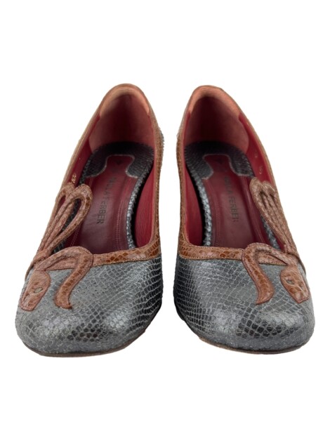 Sapato de Salto Paula Ferber Embossed Cinza