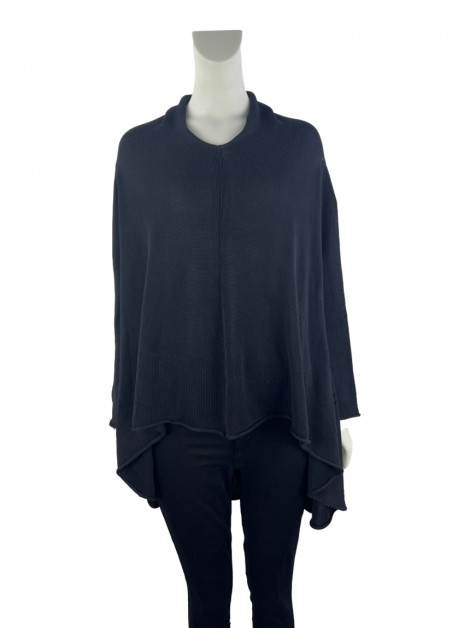 Blusa Marisa Ribeiro Texturizada Preta