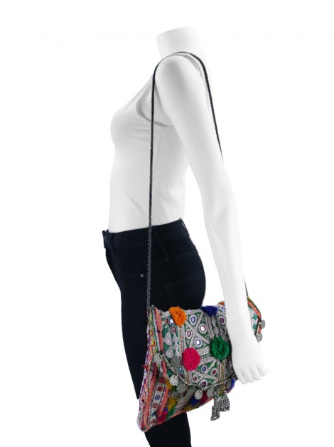 Bolsa Muzungu Sisters Oversized Clutch Coin Colorida