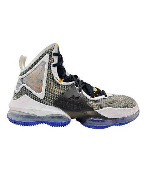 sneaker-nike-lebron-19-