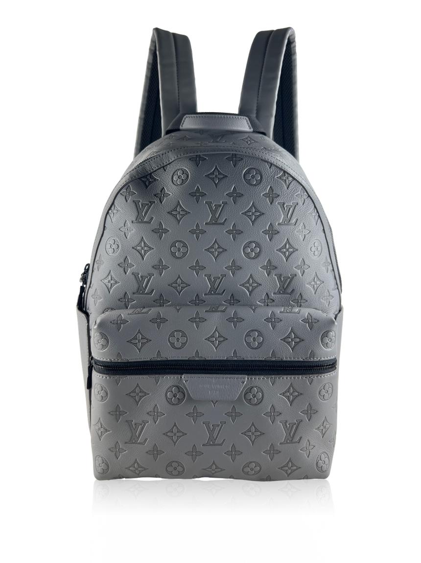 louis vuitton mochila louis vuitton discovery monogram shadow cinza