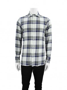 Roupas Ari Original no Brasil com Preço de Outlet | Etiqueta Única