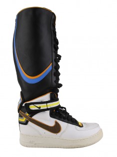 Riccardo store tisci nikes